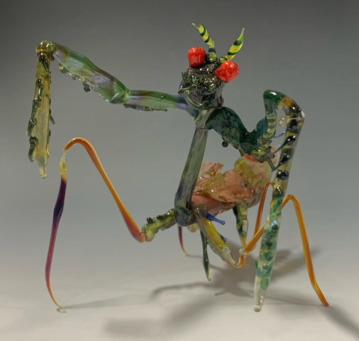 Glass praying mantis